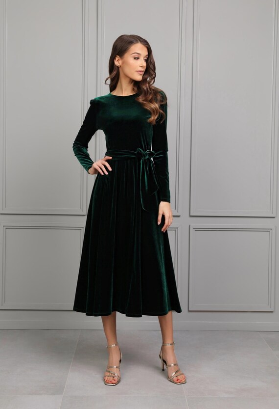 formal emerald green dress women Modest Muslim Women's Glamor Mesh Overlay Formal Dress with Embellishe main image 1
