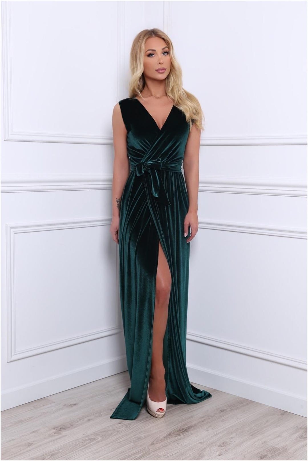 dark emerald green velvet bridesmaid dresses velvet long sleeve green dress V-neckline Velvet Dark Green Bridesmaid Dress Long Sleeves loveangeldress