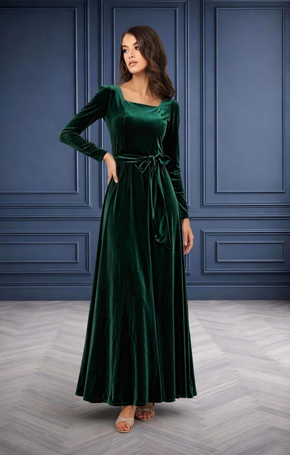 green velvet dress square neck Maxi Dress, A-line Dress, Long Sleeve Bridesmaid Dress, Wedding Guest Dress, Elegant Evening SleeveLength:Sleeveless