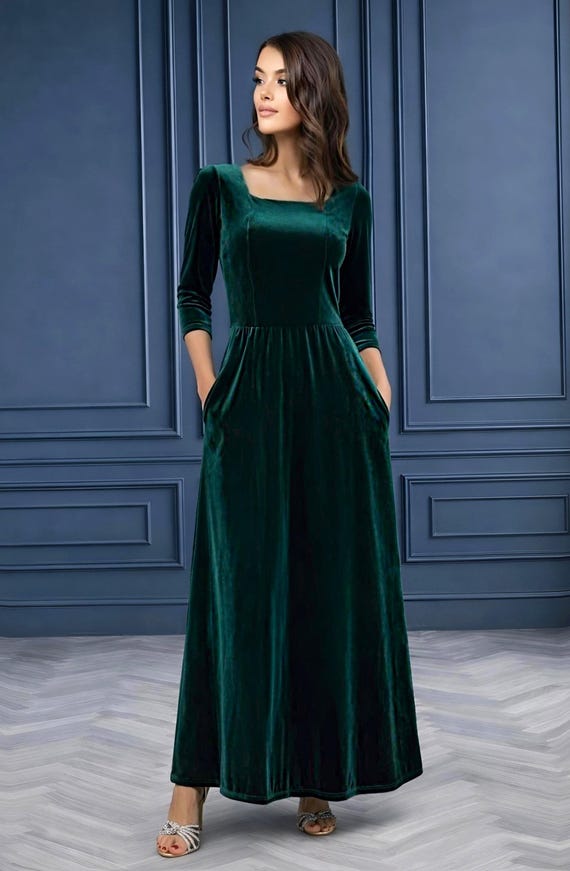 dark green square neck dress Velvet Dress, A-line Dress, Bridesmaid With Pockets, Elegant Wedding Guest Dress, Formal Evening Dress Linen dress Silk Satin Colors:Blue 785 collection:wk112025repeatMONDAY Jovani 43856 Size 6 This bridesmaid dress is