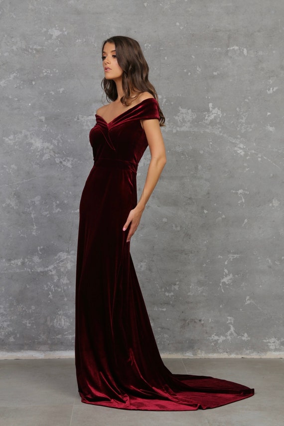 Off-the-Shoulders Satin Fitted Burgundy Evening Dress AC373 – Sparkly Gowns