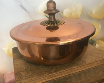 Vintage Copper Pot with Lid ~ Wooden Knob  Handle ~ Copper Sauce Pan ~ Rustic Farmhouse Kitchen