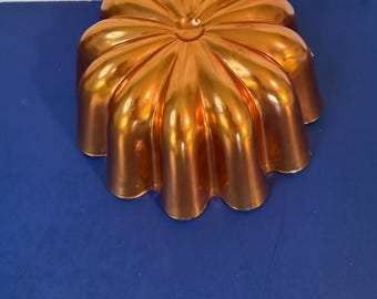 Molde de cobre vintage ~ Molde Bundt ~ Gelatina ~ Molde para pasteles ~ Cocina rústica - Borde festoneado - Decoración de pared ~ Regalos para inauguración de casa ~ 26-6-D