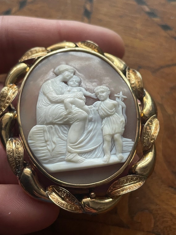 Lovely Antique Victorian Shell Cameo Gold Swivel … - image 8