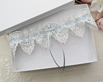 Something blue wedding garter, pearl bridal garter with ivory venise lace, garters for wedding with a gift box