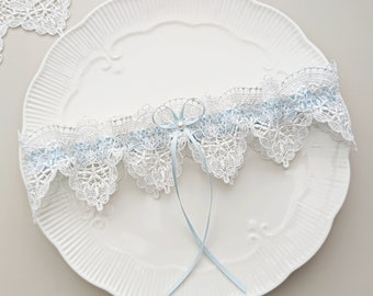 Ivory venise lace wedding garter, blue bridal garter, something blue wedding garter