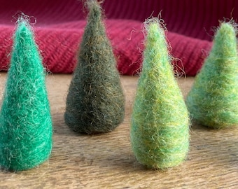 Simple Tree Ornament