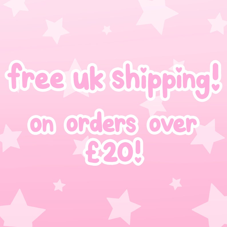 Op de afbeelding: Roze achtergrond met witte sterren en de tekst "free uk shipping! on orders over &pound;20!"