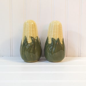 Vintage Shawnee King Corn Salt and Pepper Shaker Set