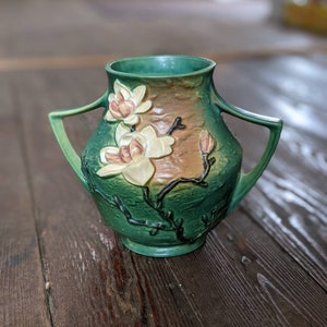 Vintage Roseville Pottery Green Magnolia Vase