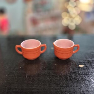 Juego de té vintage Hazel Atlas en tonos óxido y crema Platonite Moderntone con azúcar