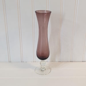 Vintage Amethyst Purple Blown Art Glass Bud Vase