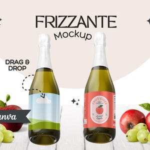 Könnte beinhalten: Zwei Glasflaschen mit prickelndem Apfelwein und Etiketten. Die Flasche links hat ein blaues und grünes Etikett mit einer weißen Wolke. Die Flasche rechts hat ein rotes Etikett mit einem weißen Apfel und dem Text "Fruit Cider Sweet Apple". Die Flaschen stehen auf einer weißen Oberfläche mit roten Äpfeln und grünen Beeren.