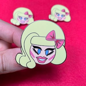 Emoji Queens Enamel Pin - Trixie
