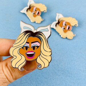 Emoji Queens Hard Enamel Pin - Shangela