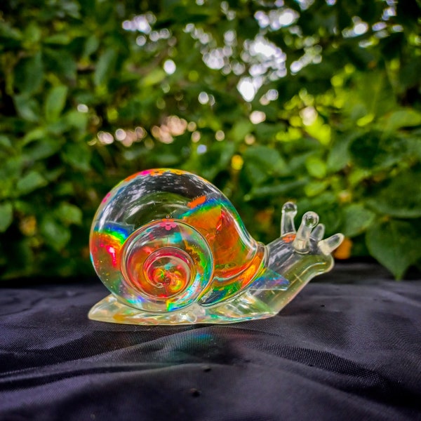 Iridescent Snails, Emotional Support Snail, Animal Resin Figurine Décor, Forestcore Teen Gift, Forest Room Accessories, Snail Lovers Present