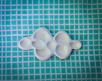 Ceramic Cloud Watercolor Palette, Small Paint Tray for Miniatures, Pottery Art Supplies, White Cloudy Dish, Mom Wife Grandma Birthday Gift