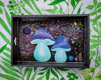 Hand Painted Glowing Galaxy Mushroom Tray, Space Tarot Card Crystal Dish, Stars Rolling Plate, Real Pressed Flower Floral Wedding Gift