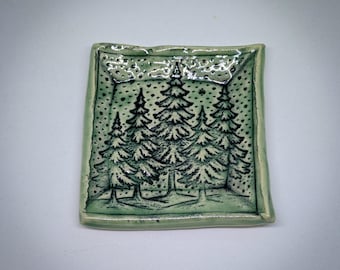 Ceramic Pine Tree Ring Dish, Evergreen Décor, Boho Decorative Accessory, Green Pottery Tray, Tea Bag Rest, Mom Wife Grandma Birthday Gift