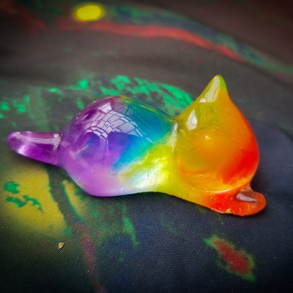 Rainbow Cat, Animal Figurine Decor, Paintbrush & Chopsticks Rest, Kitty Lovers Gift for Teen, Office Accessories, Glow in the Dark Present