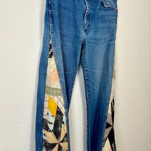 Wrangler crop flare-jeans, vintage quiltpanelen, gerecycled denim, maat 6 afbeelding 6