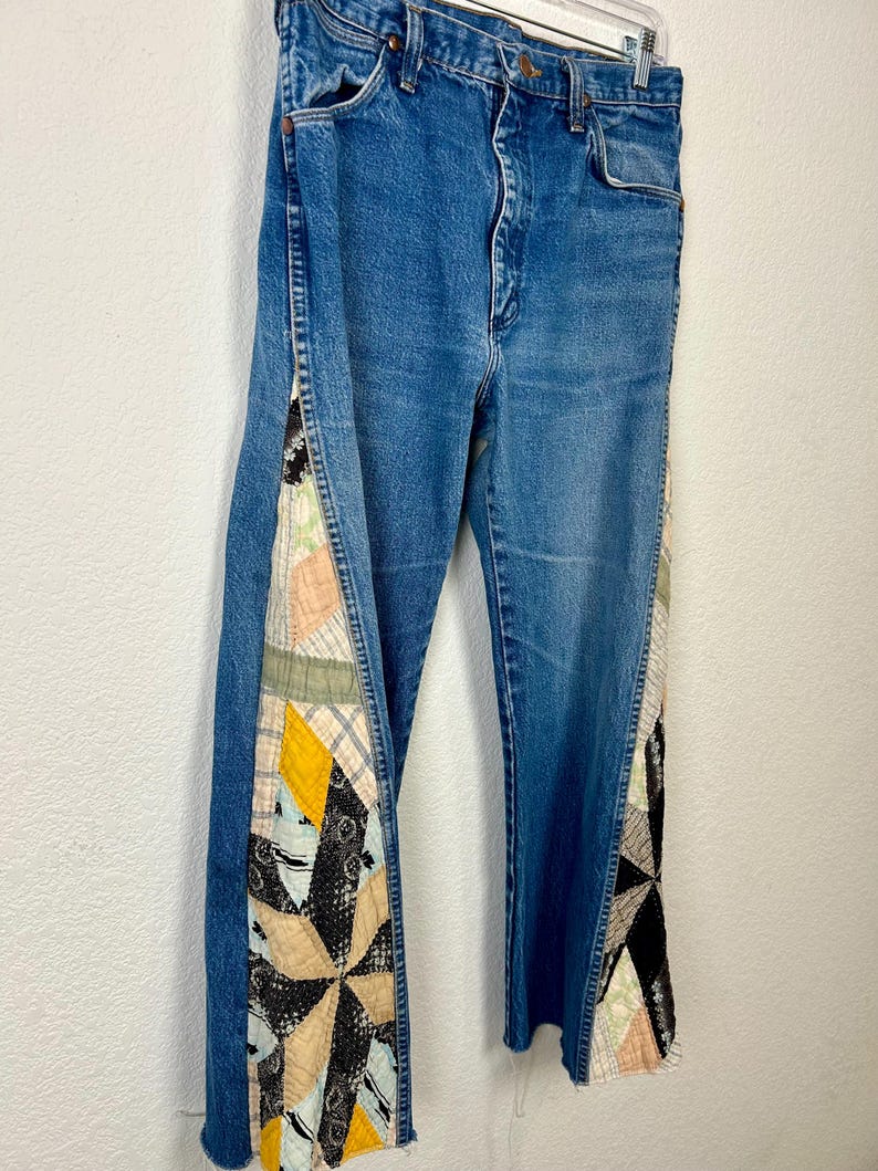 Wrangler crop flare-jeans, vintage quiltpanelen, gerecycled denim, maat 6 afbeelding 6