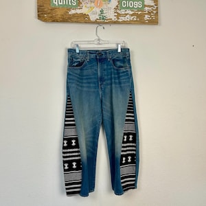 The Meadow (size 8) Levi’s Barrel Jeans with Vintage Fabric Panels