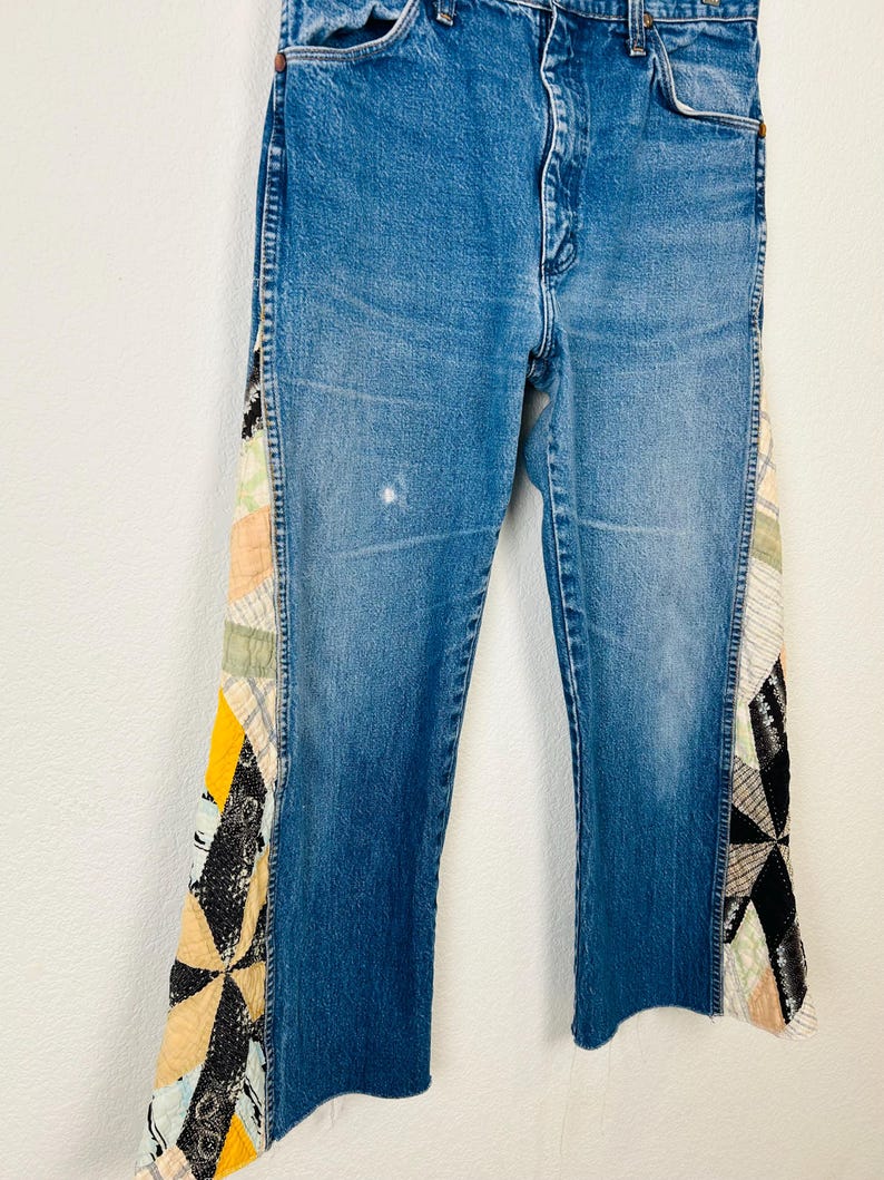 Wrangler crop flare-jeans, vintage quiltpanelen, gerecycled denim, maat 6 afbeelding 5