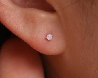 Piccoli orecchini a bottone con opale: argento sterling 925, gioielli delicati