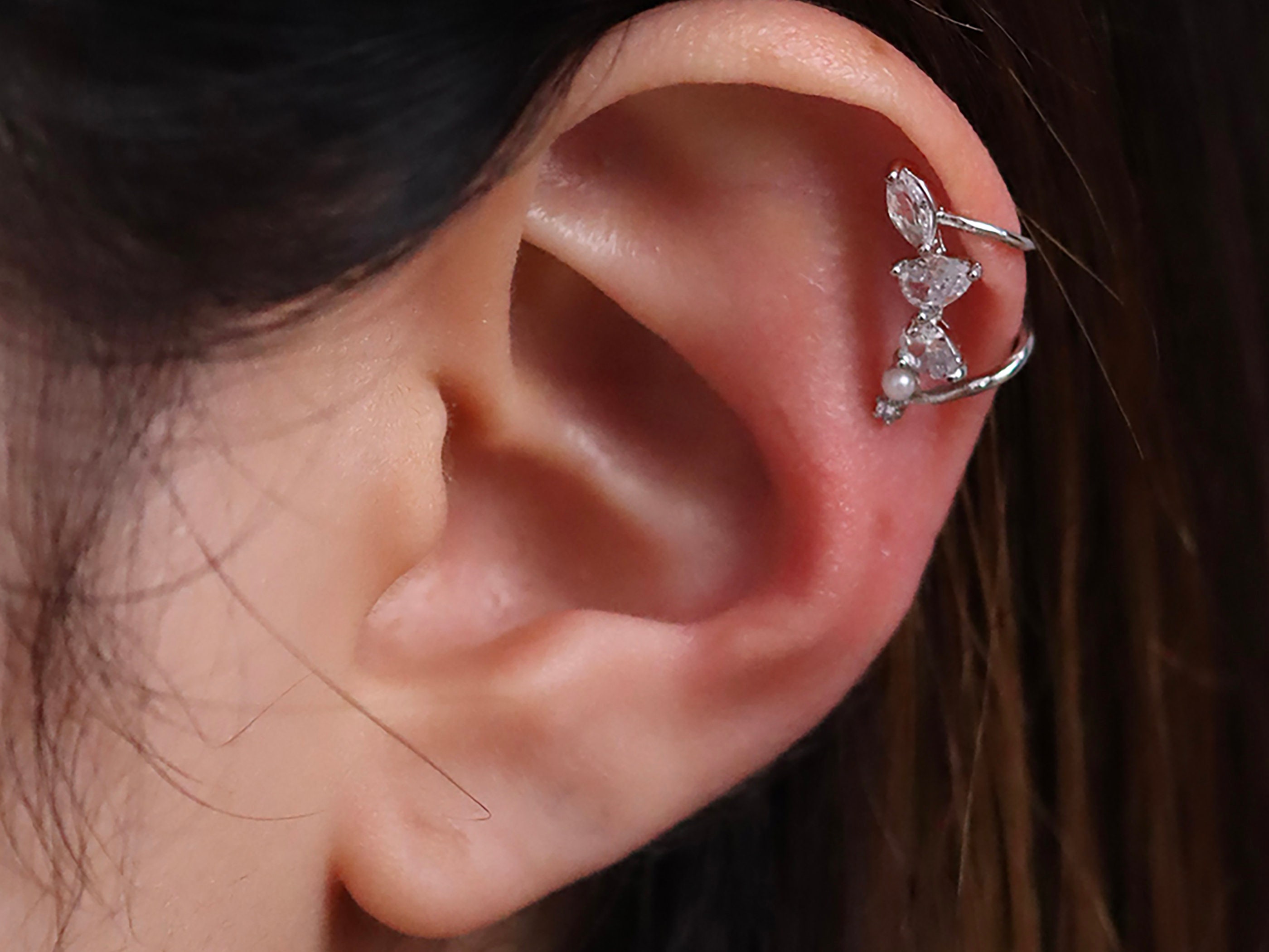 Cubic Zirconia Teardrop Ear Cuff: 18k Gold Plated Non-pierced Ear