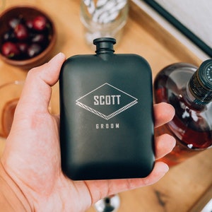 Personalized Metal Hip Flask - Great Gift for Him, Groomsmen Gift, Best Man Gift, or Custom Father&#39;s Day Gift