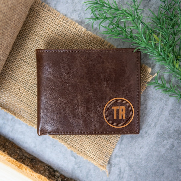 College Graduation Gift for Him - Personalized Men's Leather Wallet - Personalized Gift for Him