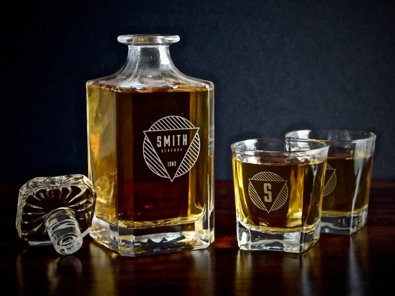 groomsmen custom whiskey glasses