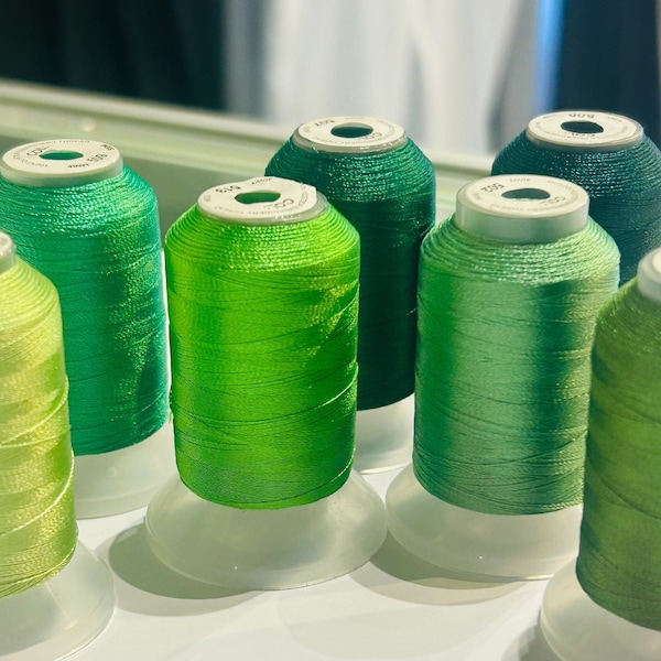 Green Embroidery Thread Spool. 40 Weight. 100 % Polyester. Lime Green Embroidery Machine or Free Hand. MInt Green  Embroidery Thread.