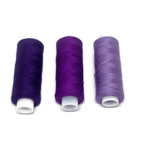 初売り旅行 Metallic Polyester Dazzle Razzle Thread Purple 110yds 8wt ヘアブラシ・コーム