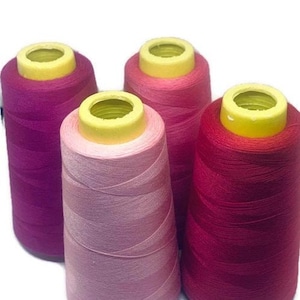 Filo da cucito in poliestere rosa: magenta, rosa chiaro e rosa acceso, 1749 iarde