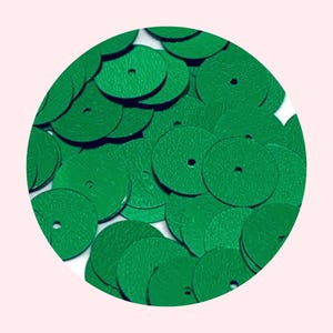 10mm Green Flat Metallic Sequins – For Embroidery, DIY & Gift | Festival Fashion and  Crafts | Sewing Sequins | 1000 sequins per package