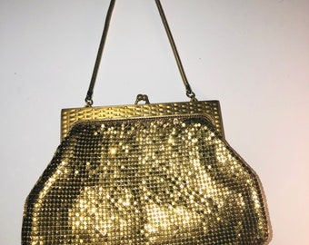 Vintage Mesh Whiting & Davis Gold Kiss Lock Evening Bag. Made in the USA.