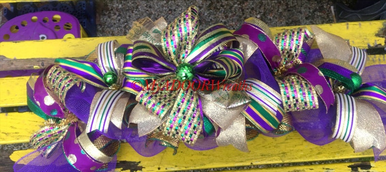 Mardi Gras Centerpiece Fat Tuesday Table Decor Mardi Gras Etsy
