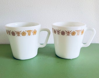 Set of 2 Pyrex Butterfly Gold Coffee Mugs - Milk Glass - Daisy - Milkglass - 1410 Corelle - Vintage Retro Kitchen Scandi Minimalist