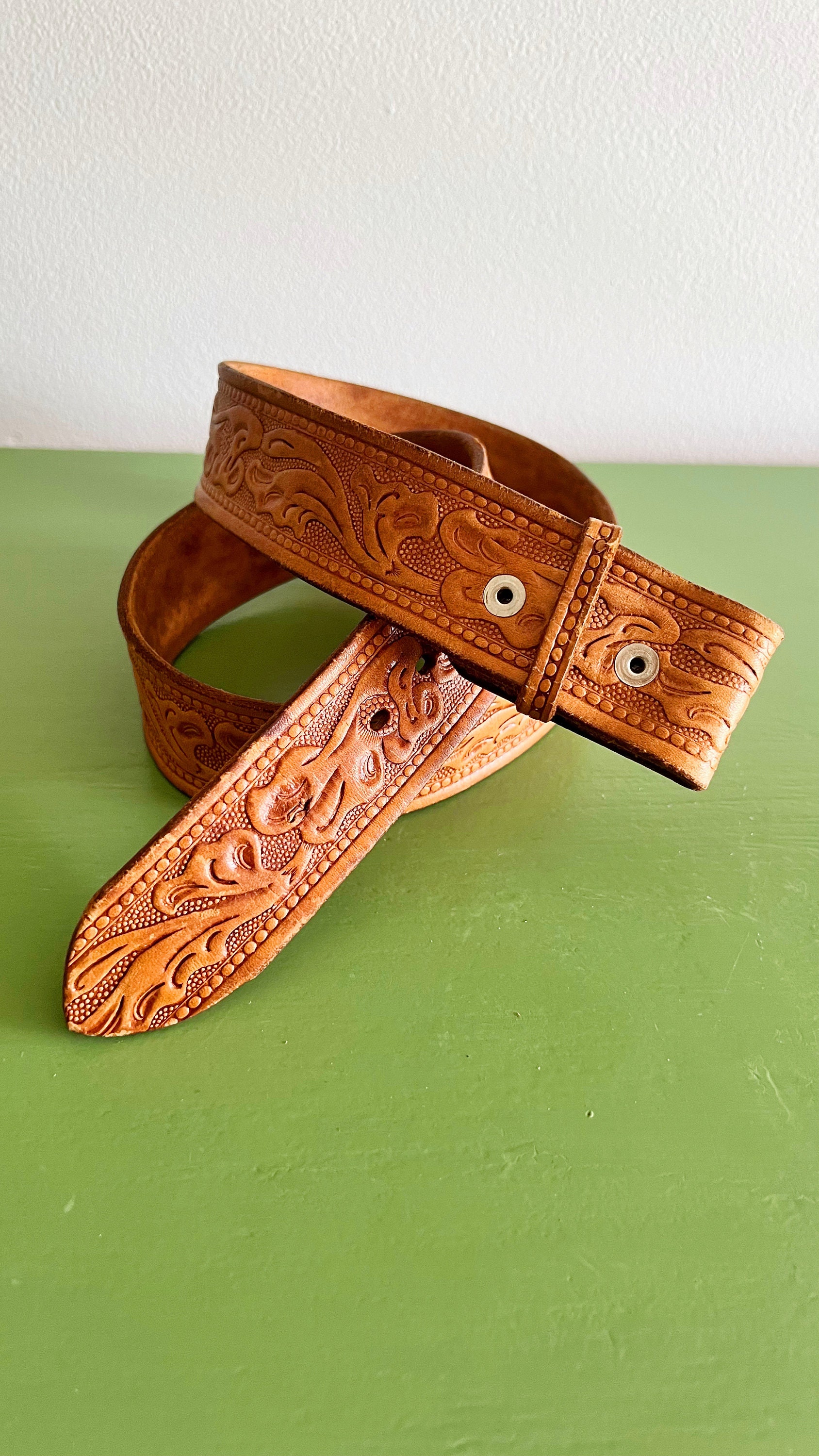 Vintage Tooled Leather Belt w/Floral Scroll Design Brown/White Western Large 43” Tooled Western Floral Engraved Leather Belt 100% Genuine  main image 2