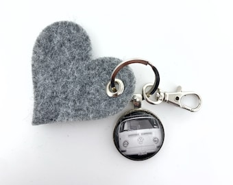 Bus vintage car keychain with photo cabochon and felt heart gift for him