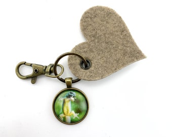 green gecko keychain cabochon heart pendant made of felt