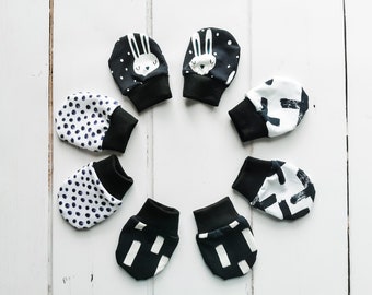 sin guantes para rascar, guantes para bebés de alto contraste, guantes para bebés, regalo de baby shower, ropa de bebé, regalo para bebés recién nacidos, guantes para rascar, regalo para bebés