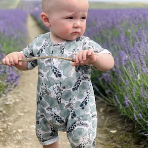 Bio-Babykleidung, Baby-Kleidung, Kleinkind Giraffe Strampler, Baby-Jungen Strampler, Unisex Baby-Kleidung, Baby-Mädchen Geschenk, Giraffe neues Babygeschenk
