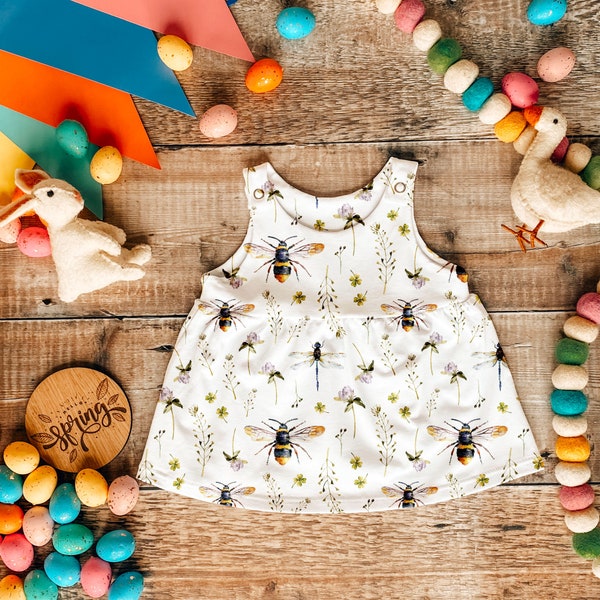 Girl pinafore dress, organic baby clothes, bee toddler dress, baby shower gift, easter girl outfit, baby girl gift, girl summer dress
