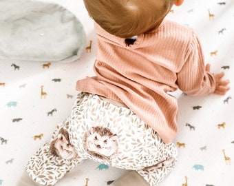 Baby harembroek, unisex babykleding, babykleding voor meisjes, cadeau voor babyjongens, baby joggingbroek, cadeau voor kinderen, genderneutrale babykleding, peuter egel