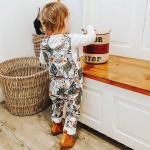 Safari Kleinkind Strampler, Baby Mädchen Romper, Kleinkind Strampler, Baby Kleidung für Jungen, unisex Baby Geschenk, Gender Neutral Babykleidung, Baby Outfit