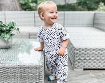 summer baby romper, monochrome baby clothes, unisex baby clothes, baby boy gift, sleeved romper, kids romper, new baby gift