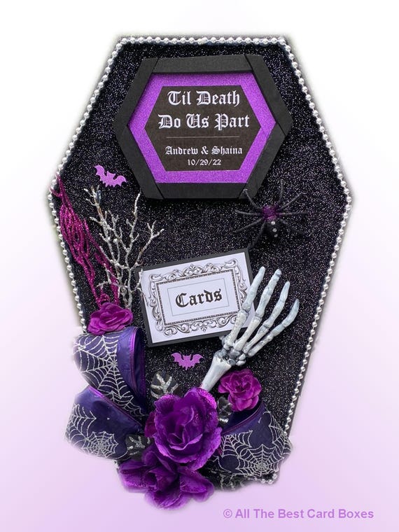 Halloween #Wedding #Coffin Card Box,#Gothic #Guest Book,Halloween wedding decorations,Halloween wedding bouquet,Halloween wedding invitation